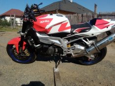 Aprilia Rsv1000 Tuono 2007 bontott alkatrészei eladók