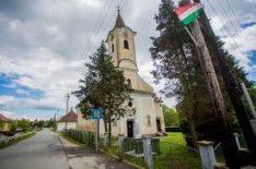 Árengedmény!!! Gasztonyban Kúria nagy birtokkal eladó!! 5.000.000,ft