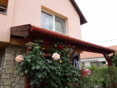 Balatonfüreden felújított családi ház eladó