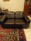 Bőrkanapé jelentős árcsökkenéssel!