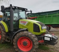 Claas Arion 420 üzemóra 1800. Teljesítmény (Lóerő):110 Gumi típus elöl