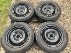 Dacia Logan kerekek 4x100 Kumho 185/65 R15 gumikkal