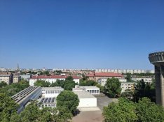 Debrecen Víztorony utcán 3 szobás felújított lakás eladó