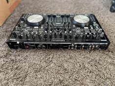 Denon  MC6000Mk2 Denon DJ generációs DJ kontroller