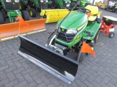 Eladó 2022-es John Deere X350R Winter fűnyírótraktor fűnyíró traktor