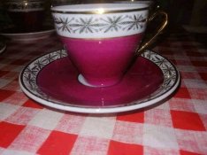 Eladó Porcelán.