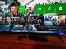 Eladó Xbox one x