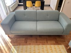 Elado kanape es labtarto