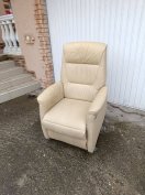 Elastoform eredeti német felállást segítő relax bőr fotel jó állapotba