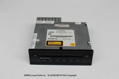 Eredeti Audi A4 A5 Q5 A6 Q7 A8 MP3 CD váltó 6 rekeszes 4E0910110H 4E00