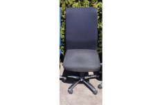 Fekete szövet forgószék