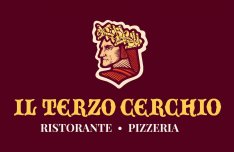Felszolgálót és púltost keresünk