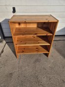 Fenyő polcos szekrény komód