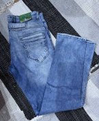 Férfi Diesel és Ltb 34-és farmer