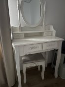 Fésülködő asztal