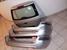 Ford fusion csomagtér ajtó és hátsó lökhárító ezüst szín!