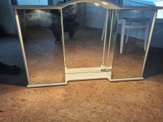 Fürdőszoba szekrény eladó