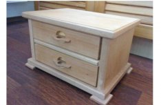 Gyönyörű egyedi kézműves tömörfa szekrény díszdoboz Újpest központnál