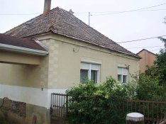 Győrszemere-Szőlőhegyi családi ház