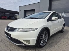 Honda Civic 1.8 Sport Special Edition Gyöngyház...