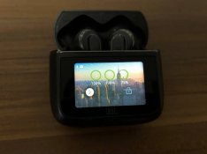 JBL Tour Pro 3 vezeték nélküli fülhallgató - kijelzős tok