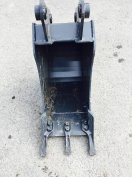JCB 3CX 4CX Komatsu New Holland Volvo Új mélyásó kanál 40CM