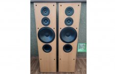 Jamo E470. Hangfalpár