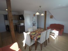 KEHIDAKUSTÁNYBAN BERENDEZETT MÁSODIK  EMELETI 1+1 SZOBÁS, TÁRSASHÁZI L