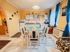 Kálmánházán jól megépített családi ház eladó