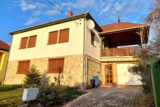 Kaposvár, nappali + 4 szobás, cirkós, klímás, igényes családi ház