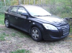 Kia Ceed alkatrészek 1.6 crdi 2007 es