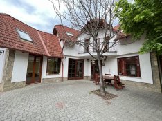 Kiadó Ház, Budapest II. kerület 2.650 Ft