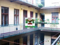 Kiadó jó állapotú lakás bútorozva Ligetvárosban