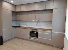 Kígyó utcán új építésű lakás kiadó