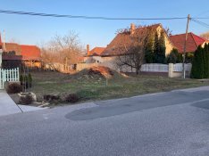 Kiskunhalas Radnóti utcában 400 m2-es építési telek eladó!