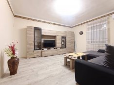 Komló-Kökönyösben felújított lakás eladó