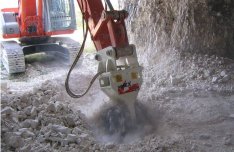 Kőzetmaró, talajmaró adapter munkagépre: bontás kanál, törőfej nélkül