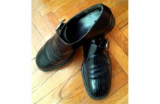 Lloyd fekete bőr cipő eladó