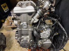 MV Agusta F4 1000 blokk,egyben vagy bontva eladó.