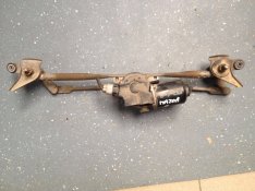Mazda 6 első ablaktörlő motor , mechanika , szerkezet