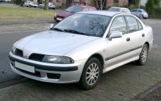 Mitsubishi Carisma gyári bontott alkatrészek A-Z ig