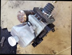Mitsubishi Pajero 3.2Did ABS hidraulika egység eladó.