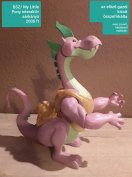My little pony interaktív sárkánya, arcán halvány filcnyom, ára tükröz