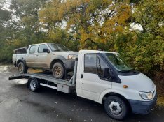 Nissan navara pickup komplett bontás