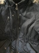 Női fekete szőrme kapucnis kabát M méretű 3/4 hosszú toll tőltetű olcs
