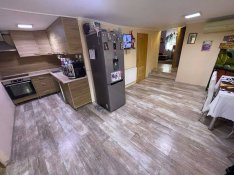 Nyírpazonyban családi ház műhellyel eladó!