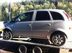 Opel Meriva 1.6-1.8 2004 benzin alkatrészei eladóak