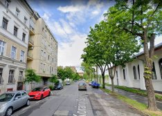 Orczy park mellett teremgarázs beállóhely eladó!