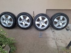 Peugeot 207-es gyári alufelni 