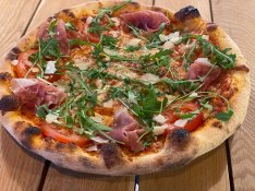 Pizzaszakácsot keresünk, lehet kezdő is